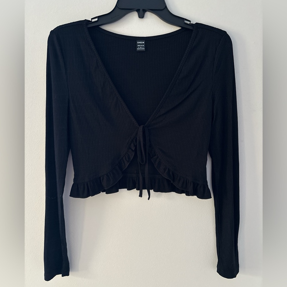 SHEIN Black Ruffle Crop Top